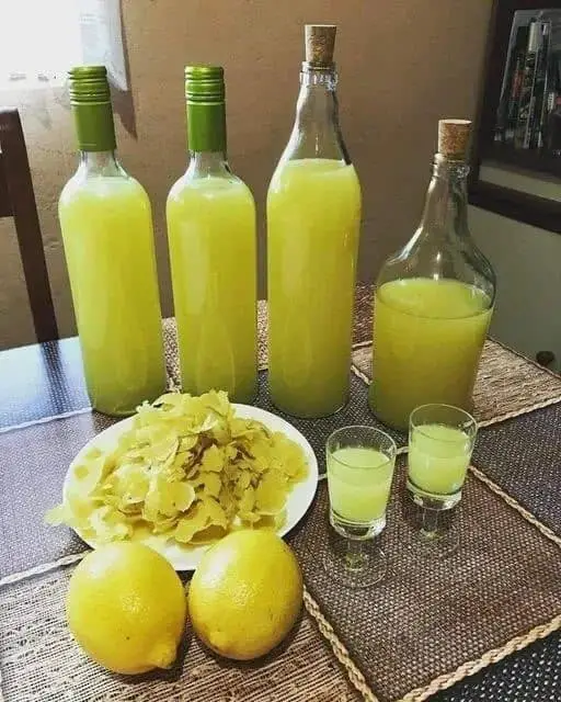 Acqua allo zenzero naturale