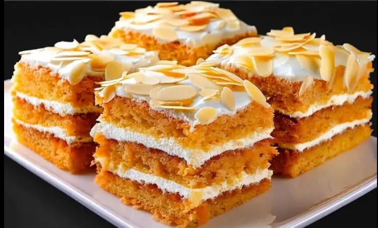 Bicchieri di avena con mele