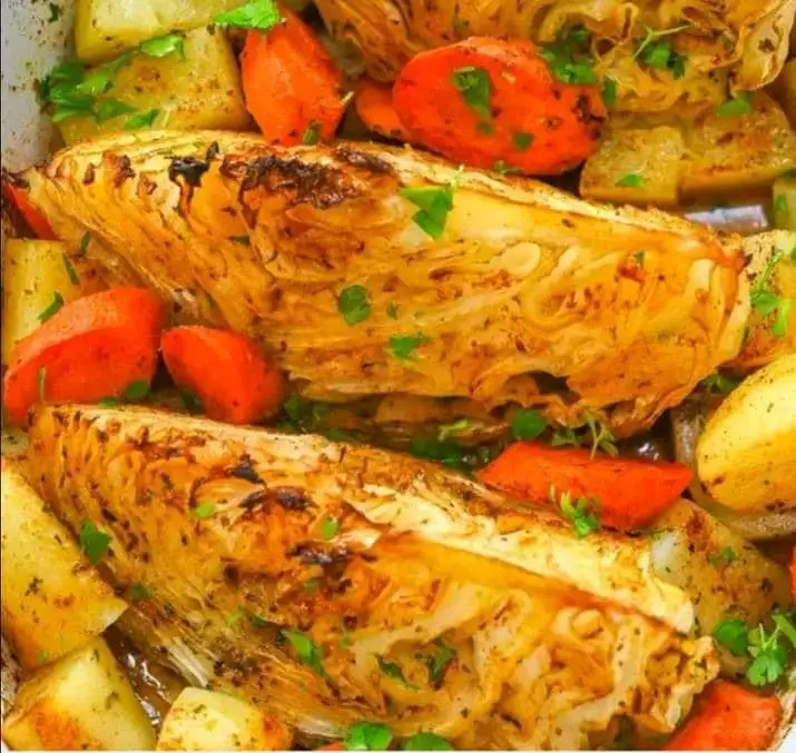 Cavolo, patate e carote