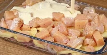 Cena di pollo congelato