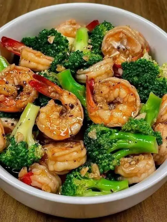 Gamberi fritti e broccoli