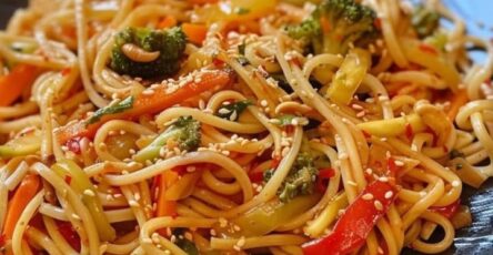 Noodles con Verdure Croccanti