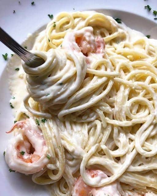 Pasta Alfredo con Gamberi