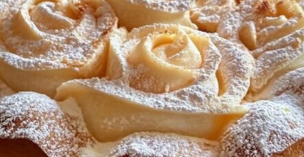Torta di Rose Mantovana