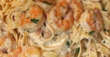 Pasta con gamberi e verdure