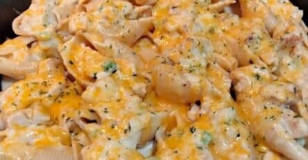 Pasta con salsa ricca