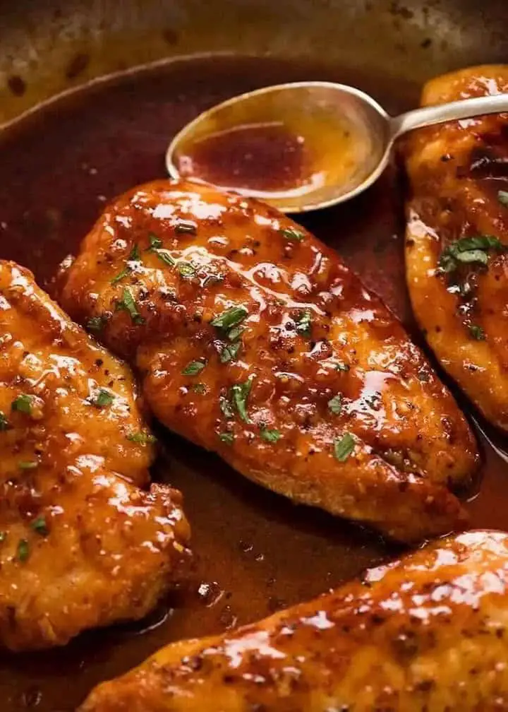 Petto di pollo all'aglio