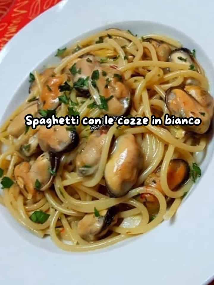 Spaghetti cozze in bianco