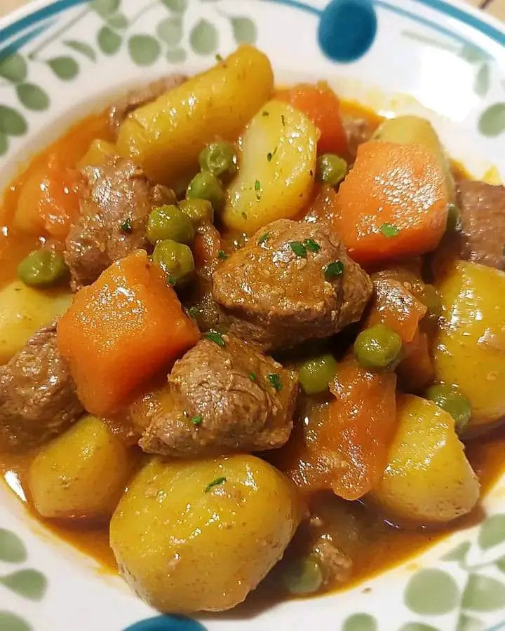 Spezzatino di carne e piselli