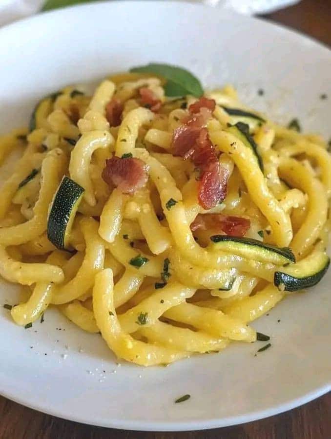 Trofie con zucchine e pancetta