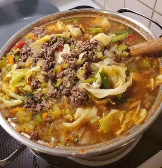 Zuppa di cavoli deliziosa