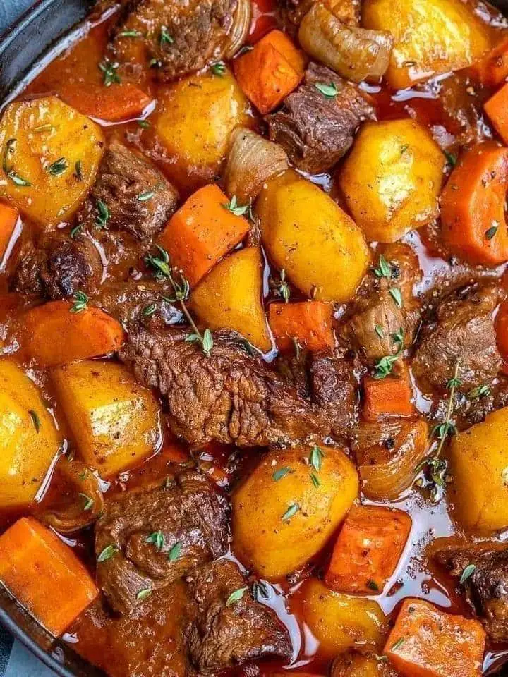 Zuppa di manzo vegetale