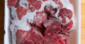 scongelare la carne correttamente