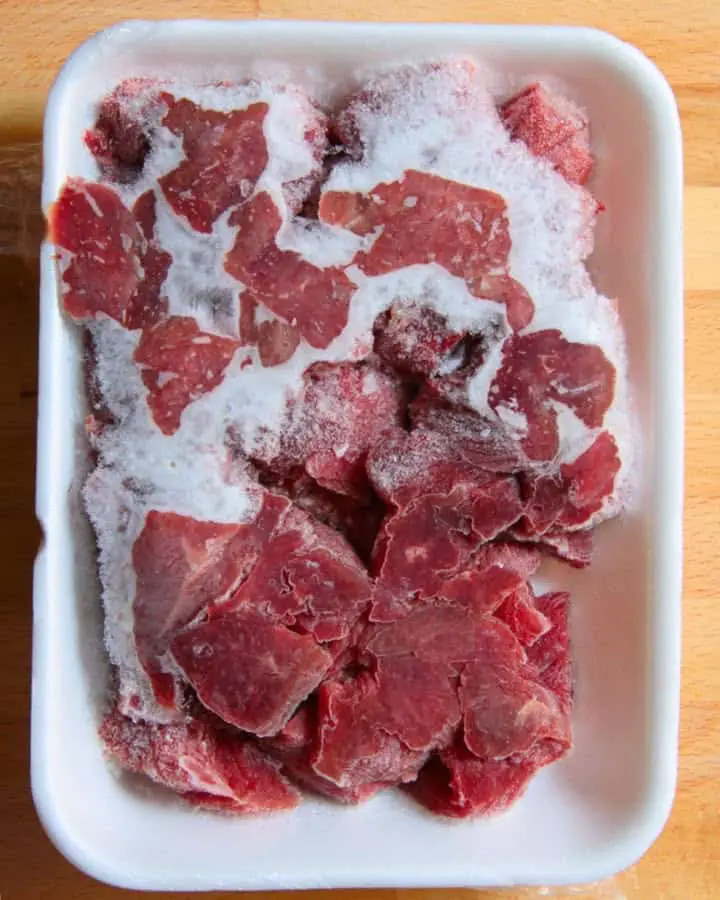 scongelare la carne correttamente